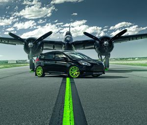 Preview wallpaper ford focus, st, ford, plane, runway