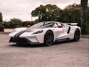 Preview wallpaper ford gt, ford, sportscar, white, side view, asphalt