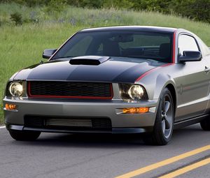 Preview wallpaper ford, mustang, auto, street, traffic