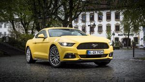 Preview wallpaper ford, mustang, gt, eu-spec, yellow, side view