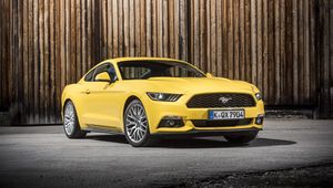 Preview wallpaper ford, mustang, gt, eu-spec, yellow, side view