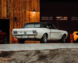 Preview wallpaper ford mustang, mustang, car, white, parking, back view