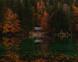 Preview wallpaper forest, house, autumn, lake, italy