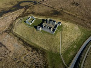 Preview wallpaper fortress, ruins, hill, aerial view