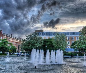 Preview wallpaper fountain, building, trees, water, hdr