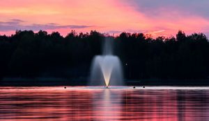 Preview wallpaper fountain, lake, sunset, trees