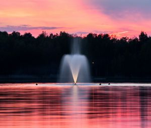 Preview wallpaper fountain, lake, sunset, trees