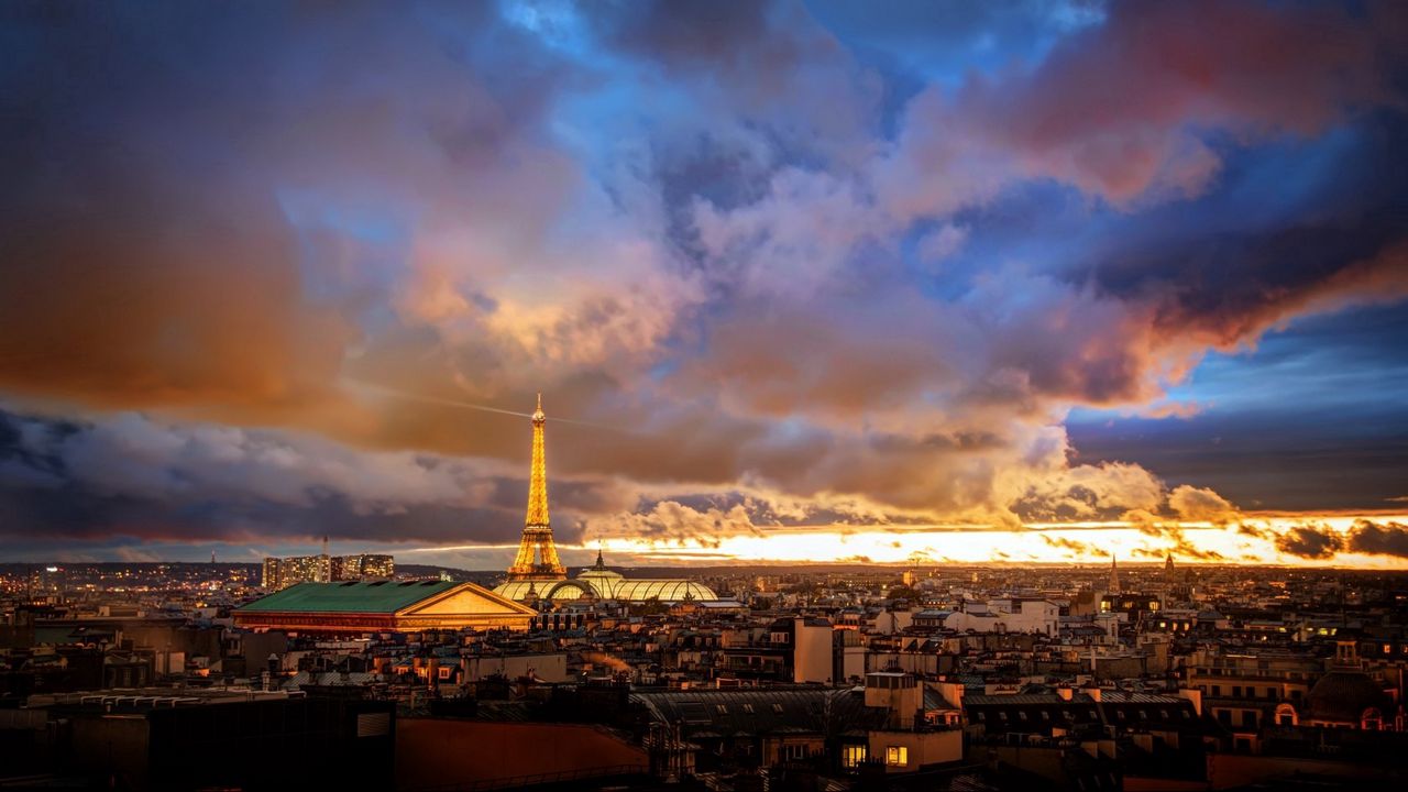 Wallpaper france, paris, houses, dal, skyline, eiffel tower, sunrise, sunset, sky, clouds