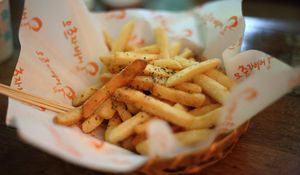 Preview wallpaper french fries, appetizing, greens