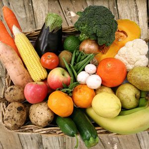 Preview wallpaper fruit, basket, assorted, sweet