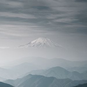 Preview wallpaper fuji, mountain, mountains, peak, snow, fog