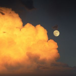 Preview wallpaper full moon, cloud, moon, sky
