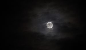 Preview wallpaper full moon, moon, clouds, night, bw