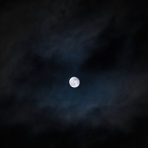 Preview wallpaper full moon, moon, clouds, night, darkness