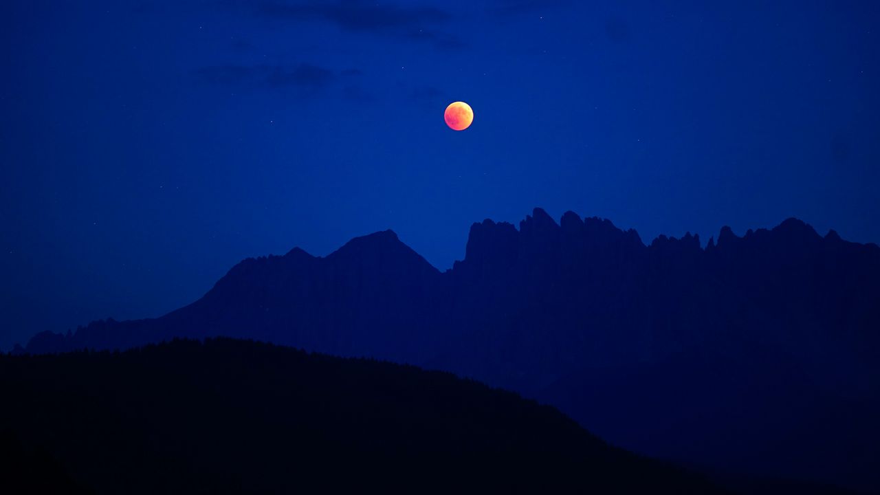 Wallpaper full moon, mountains, outlines, sky, karneid, italy