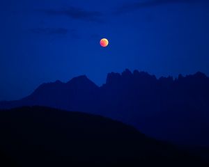 Preview wallpaper full moon, mountains, outlines, sky, karneid, italy