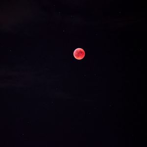 Preview wallpaper full moon, red moon, moon, night, sky, starry sky