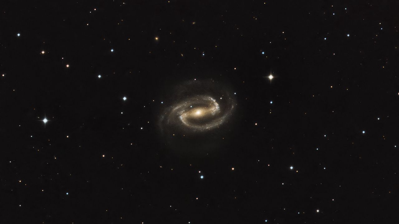 Wallpaper galaxy, spiral, stars, space, glow