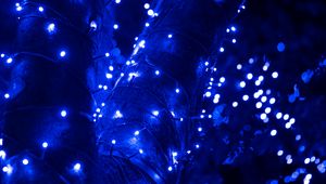 Preview wallpaper garland, glare, bokeh, blue, shine