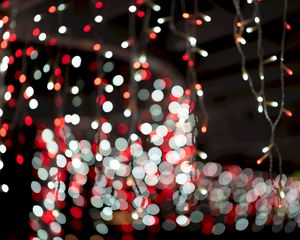 Preview wallpaper garland, glare, bokeh, light, circles, red, white