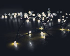 Preview wallpaper garland, light, glare
