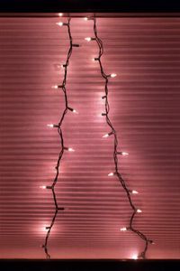 Preview wallpaper garland, light, mesh, red, dark