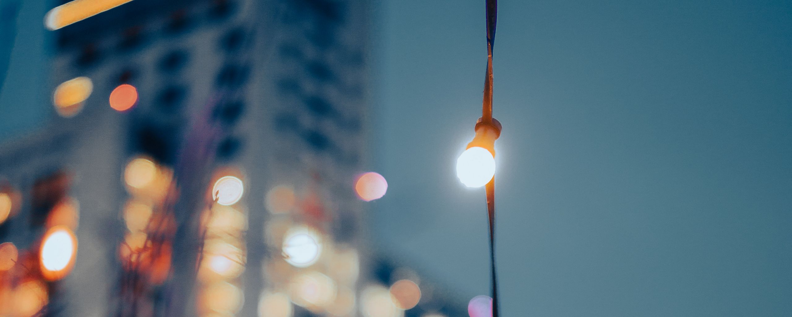 2560x1024 Wallpaper garland, lights, blur, bokeh