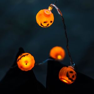 Preview wallpaper garland, pumpkin, halloween, lighting, light bulbs
