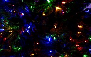 Preview wallpaper garland, tree, christmas, new year, decoration, colorful