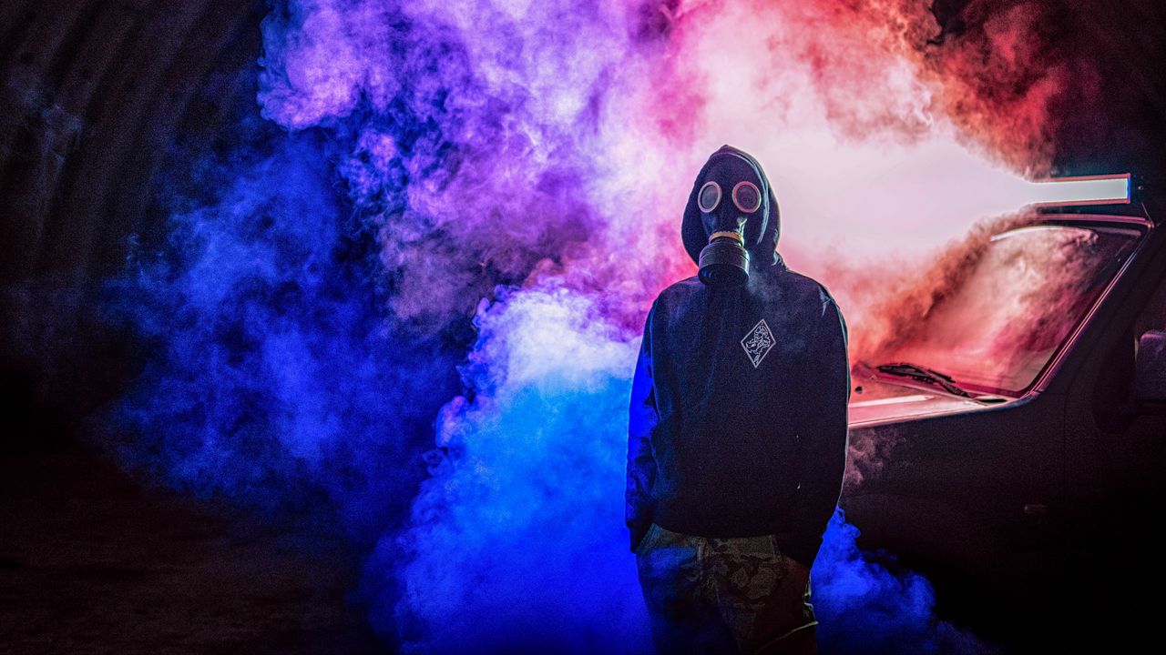 Wallpaper gas mask, man, smoke, colorful