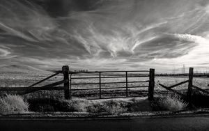 Preview wallpaper gate, bw, sky, fence