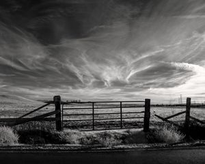 Preview wallpaper gate, bw, sky, fence