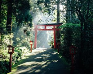 Preview wallpaper gate, china, road, lights, trees, rays