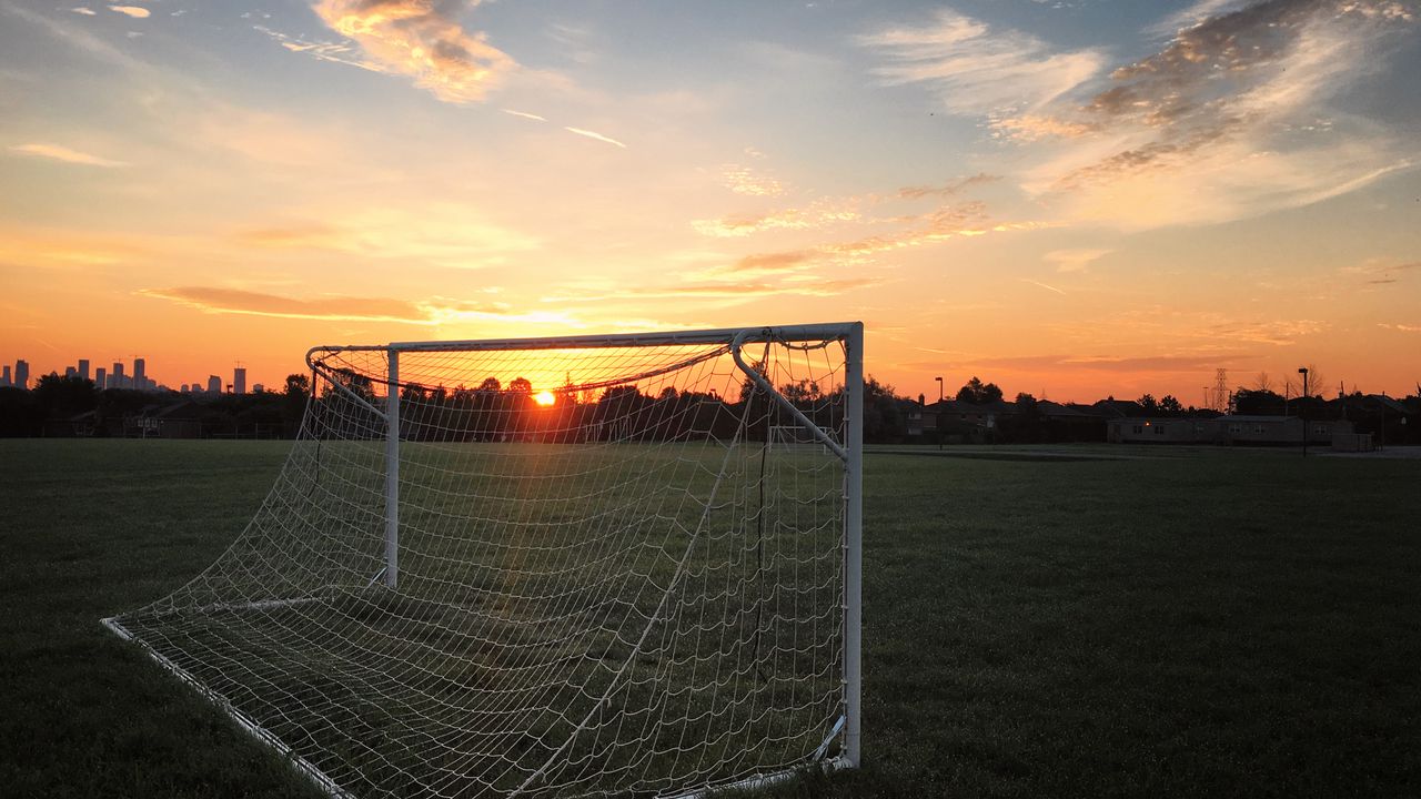 Wallpaper gate, net, field, sunset, football, sport