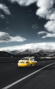 Preview wallpaper geely, car, rear view, yellow, road