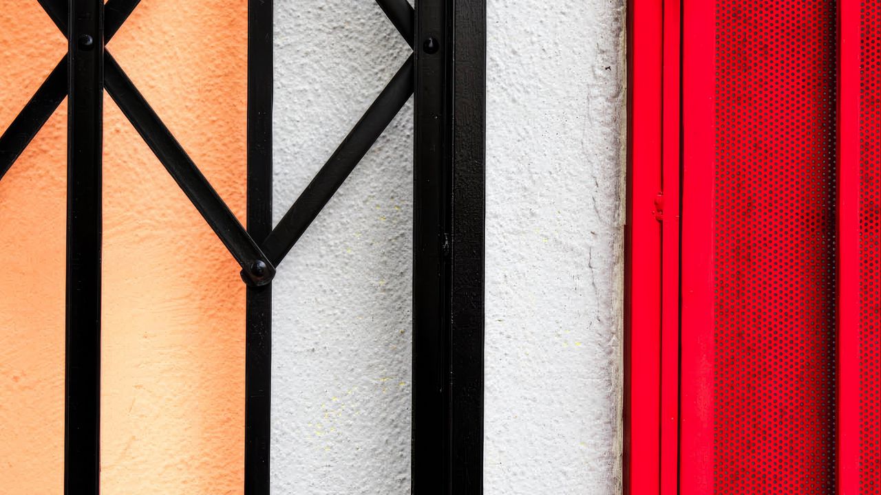 Wallpaper geometry, lattice, door, red, white