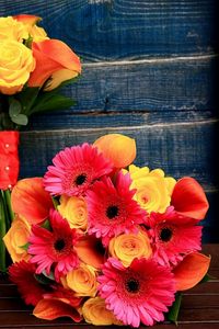 Preview wallpaper gerberas, calla lilies, roses, bouquets, three, decoration, table, tree