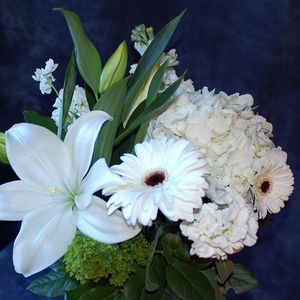 Preview wallpaper gerberas, lilies, hydrangeas, flowers, bouquet, white