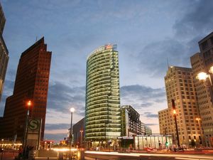 Preview wallpaper germany, berlin, potsdamer platz, morning, building, architecture