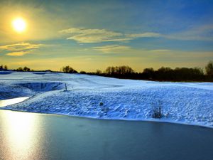 Preview wallpaper germany, ediger-eller, lake, sun, light, snow, winter