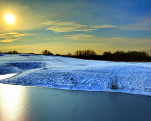 Preview wallpaper germany, ediger-eller, lake, sun, light, snow, winter