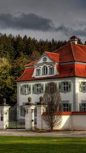 Preview wallpaper germany, leutkirch, city, building, house, fence, forest