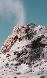 Preview wallpaper geyser, mountain, peak, spray, water