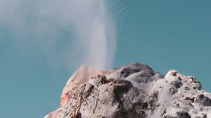 Preview wallpaper geyser, mountain, peak, spray, water