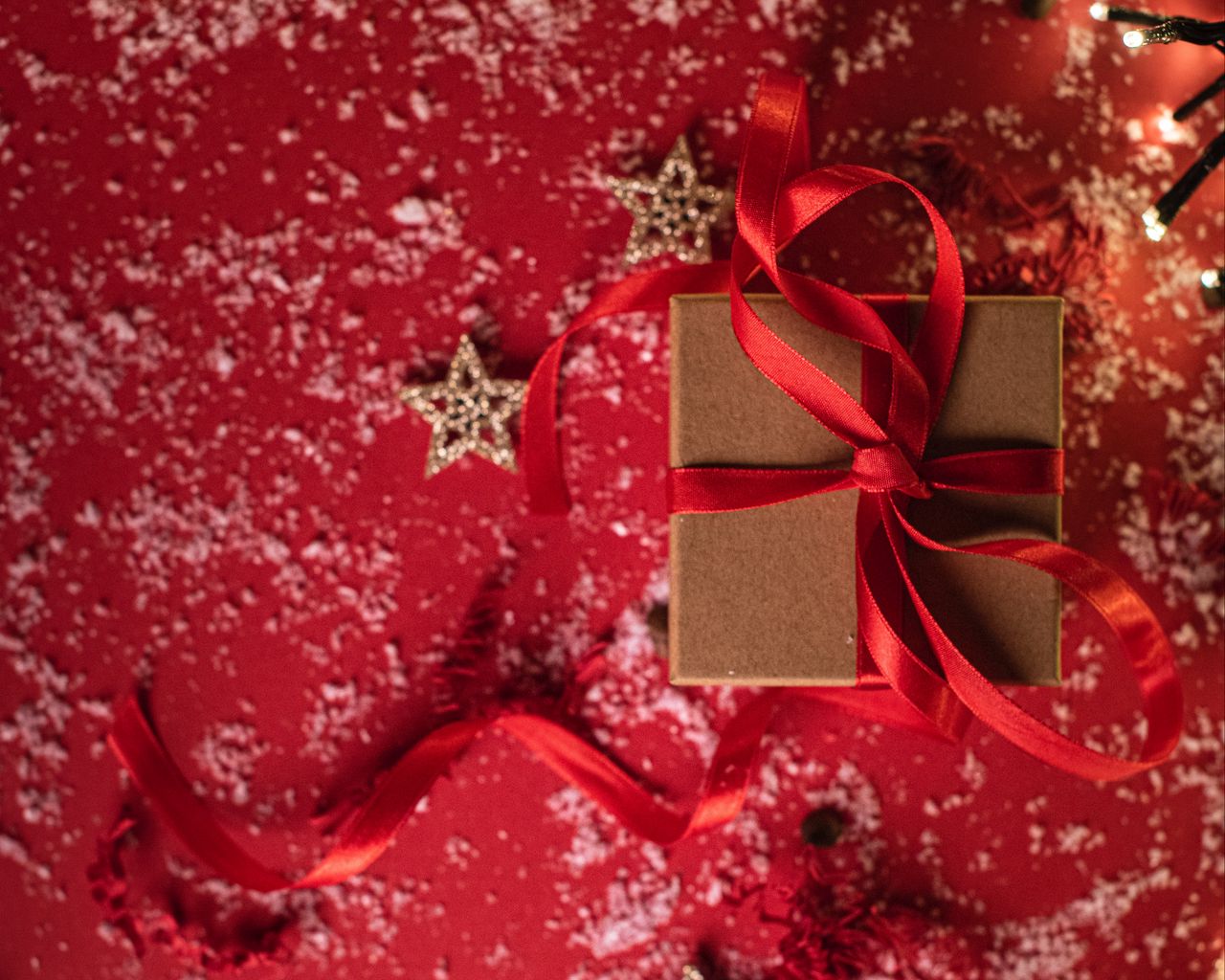 1280x1024 Wallpaper gift, box, ribbon, stars, snow, holiday