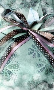 Preview wallpaper gift, ribbon, bow, box, crane, origami, paper, bokeh, vintage