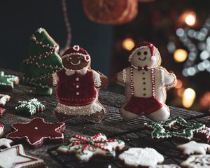 Preview wallpaper gingerbread, cookies, figurines, christmas, new year, holiday