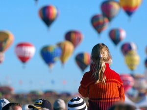 Preview wallpaper girl, air balloons, flight, blur, sky