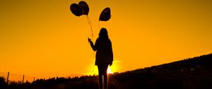 Preview wallpaper girl, balloons, silhouettes, sunset