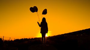 Preview wallpaper girl, balloons, silhouettes, sunset